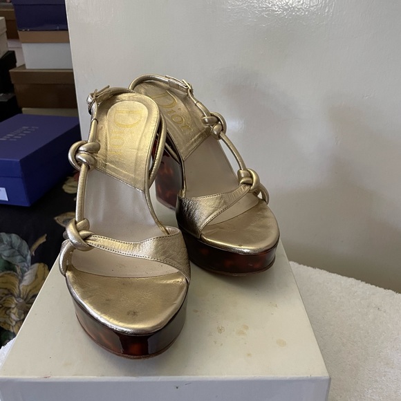 Dior Fold Sandal Wedge - Picture 3 of 3